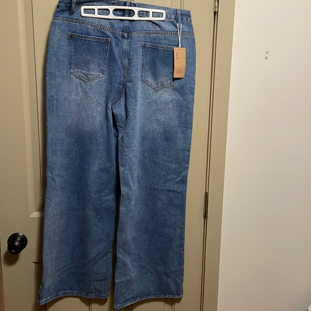 HDLTE wide leg jeans NWT
